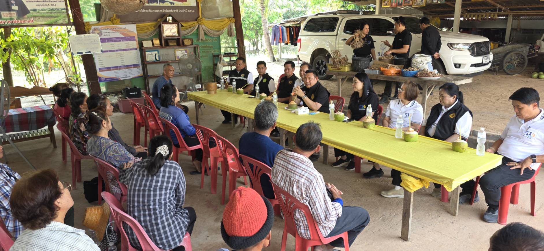 title - เลขาธิการ ส.ป.ก. ลงพื้นที่ตรวจเยี่ยมกลุ่มวิสาหกิจชุมชนโคขุนหนองแหน และศูนย์ต้นแบบเกษตรทฤษฎีใหม่ในเขตปฏิรูปที่ดิน จังหวัดยโสธร